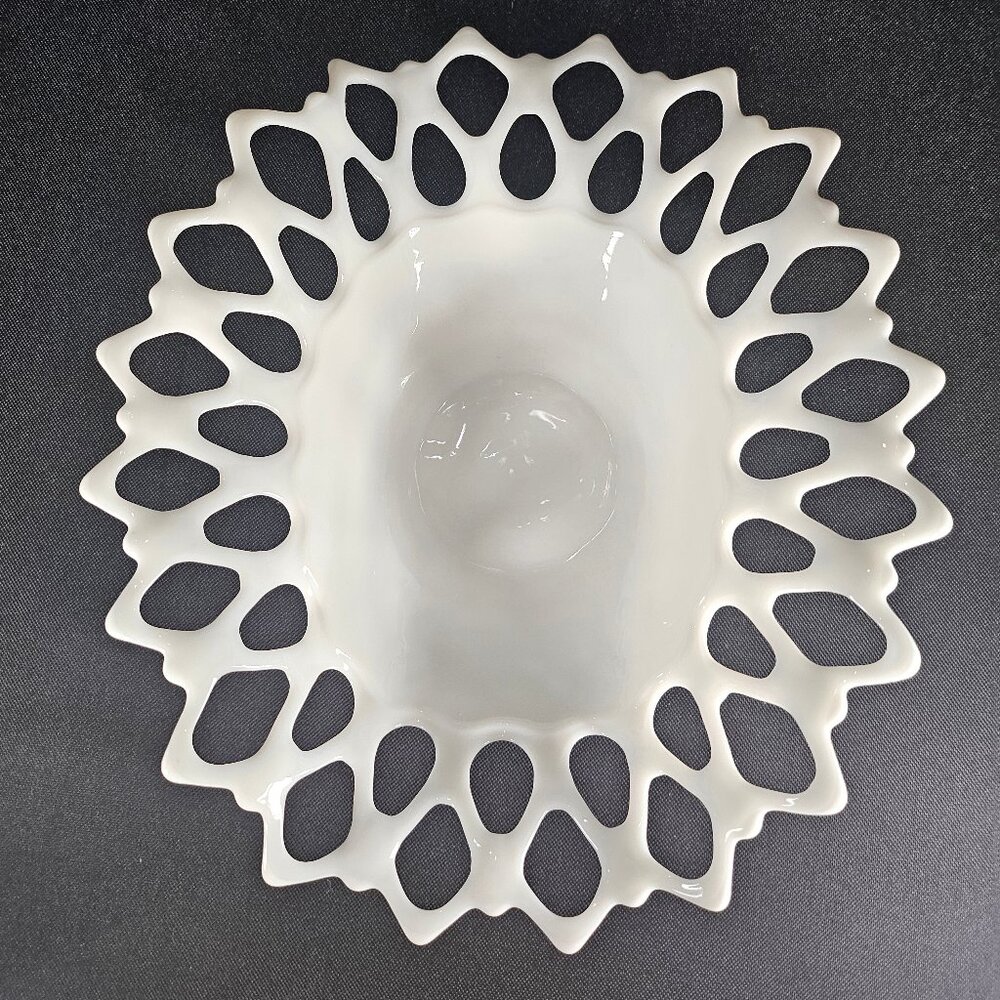MCM Stunning Westmoreland Doric Open Lace Edge Milk Glass Oval Bowl/Fruit Bowl